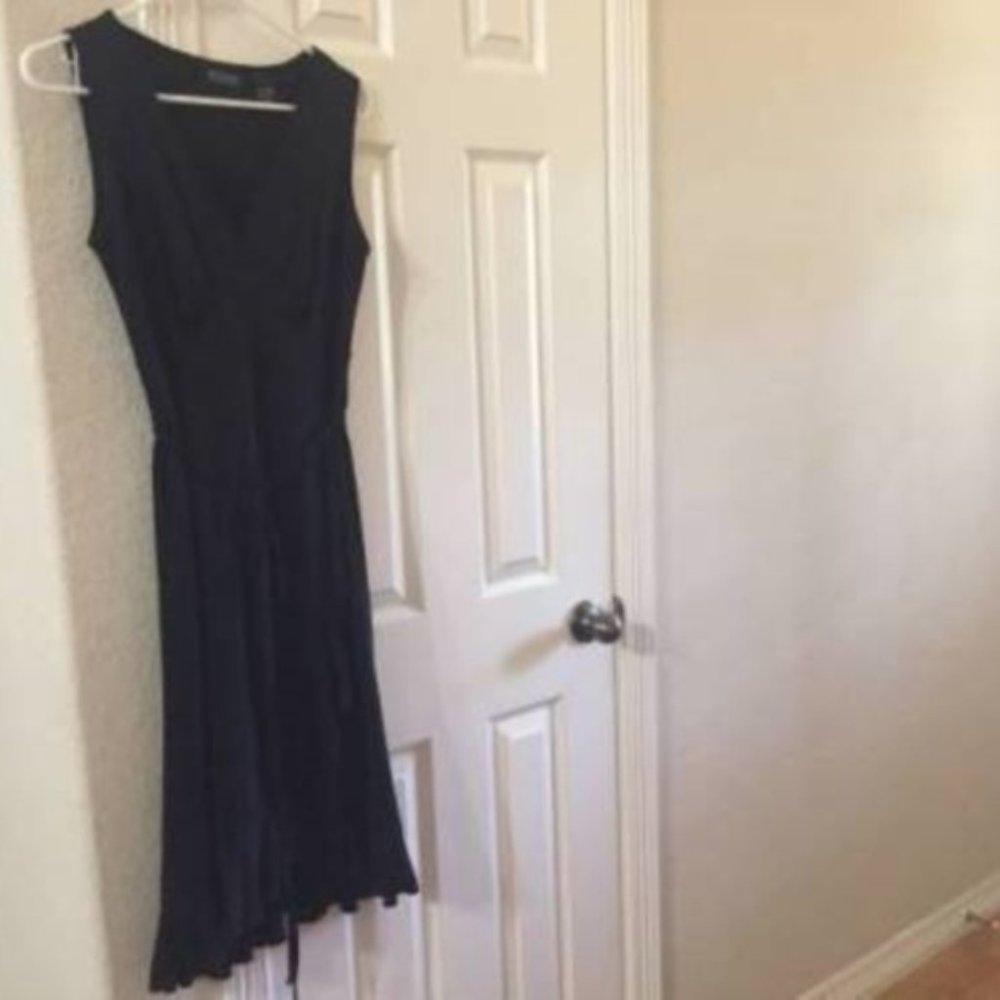 New York and Company black sleeveless dress S